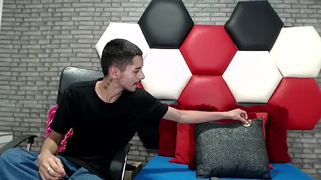 Thristan05 Show Webcam