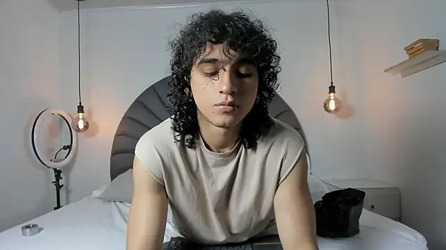 JackSavage_ Show in webcam