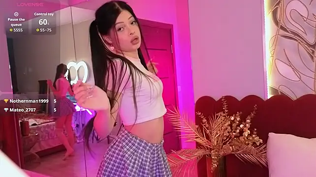SkyeHayes 现场XXX聊天