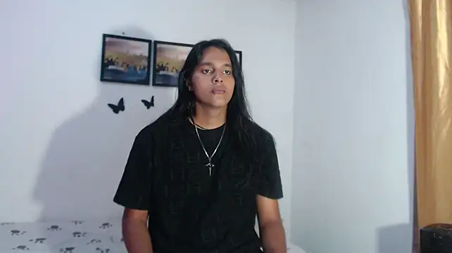Show modela the_zabbath na web-kameri