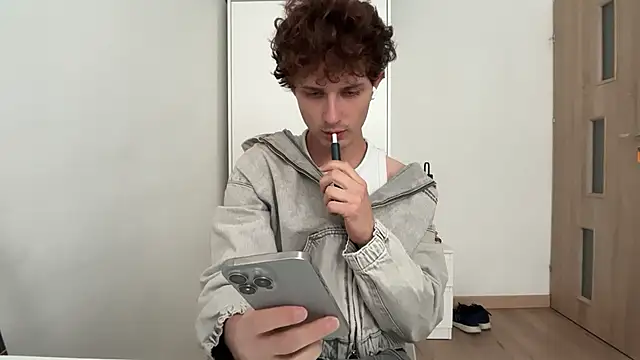 הופעת וובקאם של Alexcodi