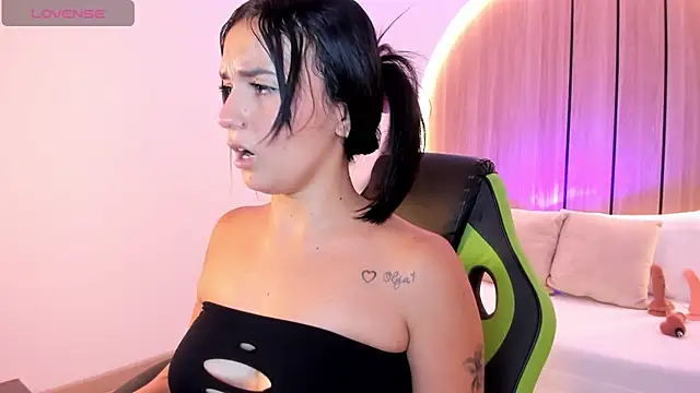 عرض كام evelyn_rummage
