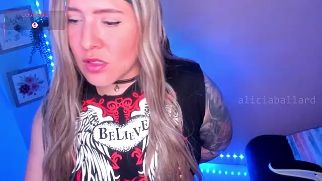 Aliciaballard_'s Webcam Show