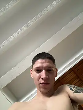 Benjamin_2002 webcam show