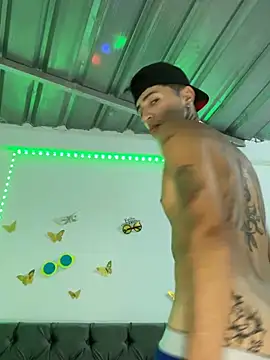 Show de Camilo_Tattoo na webcam