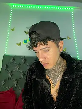 Camilo_Tattoo Шоу с уебкамера