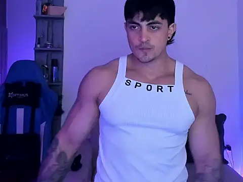 הופעת וובקאם של maximo_cams