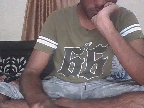 Show modela REDDY_95 na web-kameri