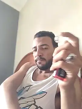 Show modela NovaBigdick na web-kameri