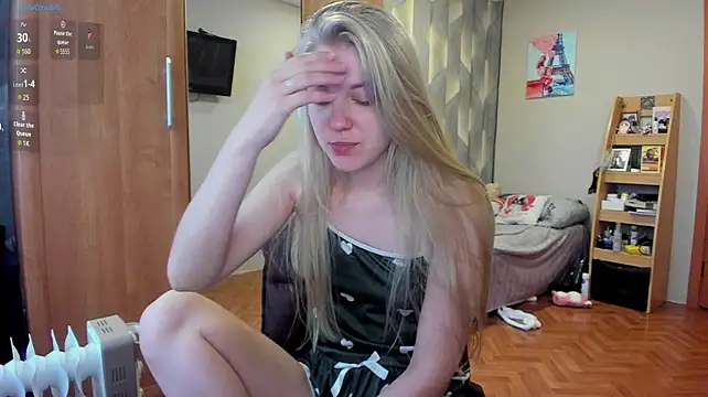 Tiny_Kiss Live XXX-chat