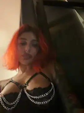 atomikitten's Live XXX Chat