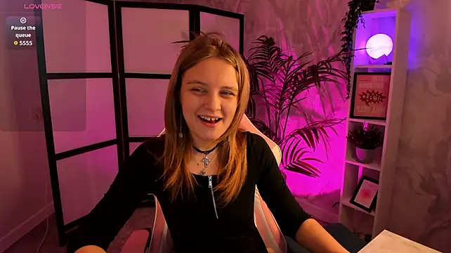 Alisa_Laurent's Live XXX Chat