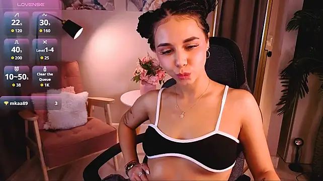 babyagnesx: онлайн-секс-чат