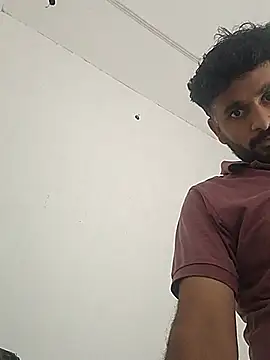 Yash__009n Webbikameraesitys