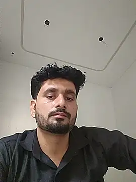 Yash__009n Webbikameraesitys
