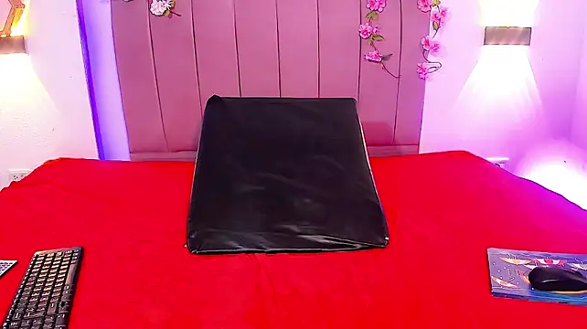 Steicy_sweet Шоу с уебкамера