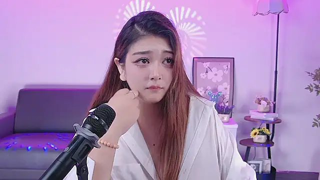 Rabbit-001 在線直播表演
