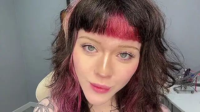 ShadowBarbie Webcamshow
