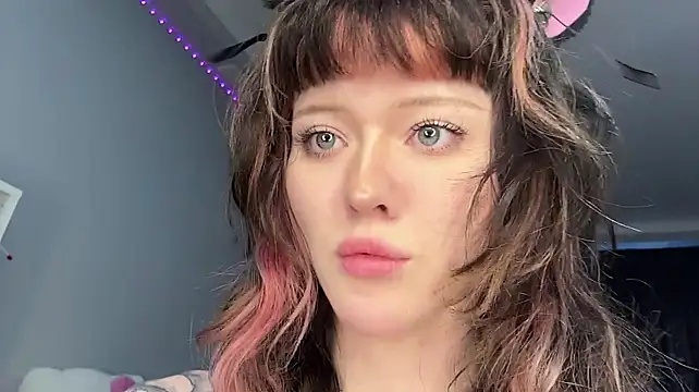 ShadowBarbie webcam show
