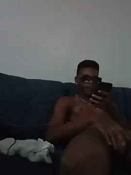 GurlzLuvJaayBangz Webcam-Show