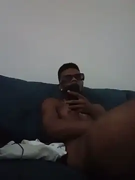 GurlzLuvJaayBangz's Webcam Show
