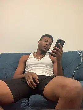 GurlzLuvJaayBangz's Webcam Show