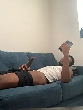 Show modela GurlzLuvJaayBangz na web-kameri