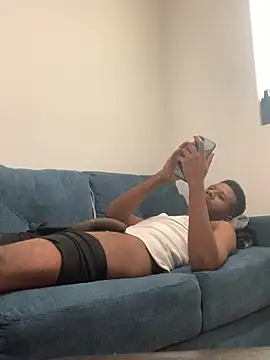 GurlzLuvJaayBangz's Webcam Show