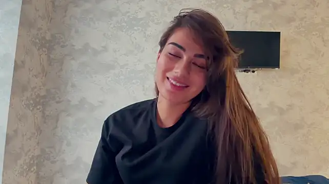 Marnera Webcam show