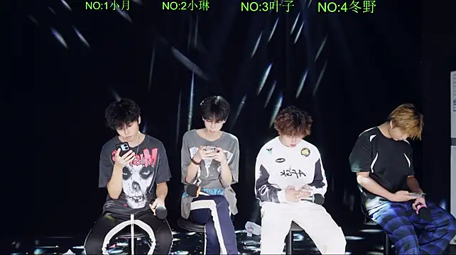 Badboy-001 Show Webcam