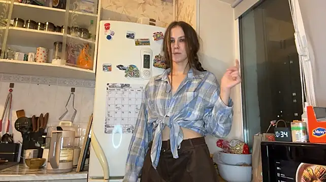 MayeRutley Chat XXX live