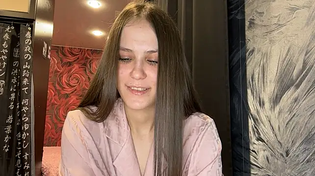 MayeRutley Chat XXX live