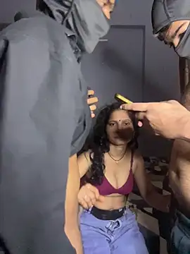 horny_ritika webkamerás műsora