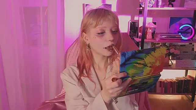 EffieRay Webcamshow