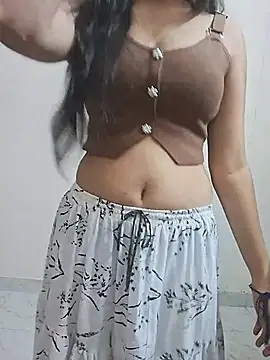 הופעת וובקאם של tanu_rajput0