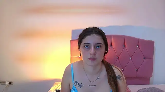 Show modela Valery_Velvet na web-kameri