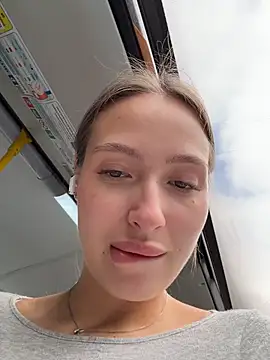 Coconut_milk Show in webcam