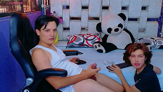Oven_And_Jav – Kamerová šou