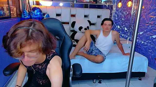 Oven_And_Jav Webcam show