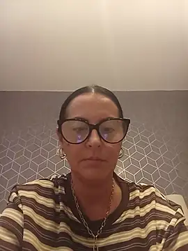 VelvetNaughty-Shem Webcam show