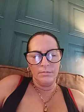 VelvetNaughty-Shem – webcam-show
