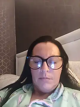 VelvetNaughty-Shem's Webcam Show