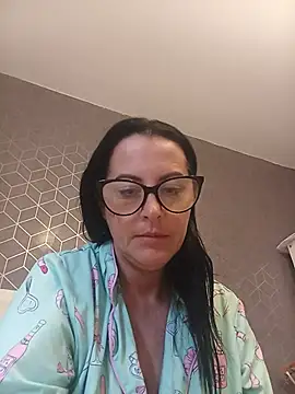 VelvetNaughty-Shem's Webcam Show