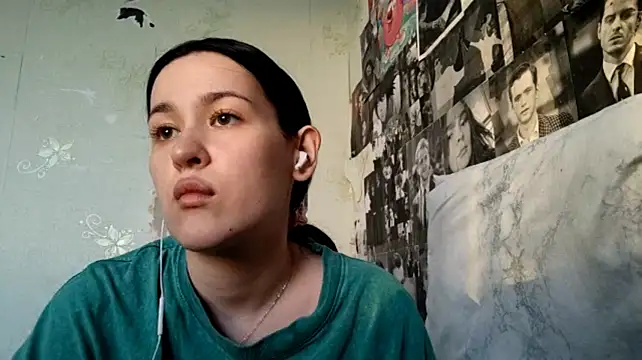 soffeeme Adlı Modelin Canlı XXX Sohbeti
