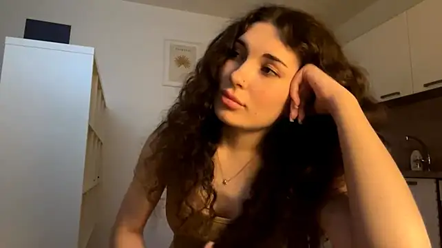 LisetteGhazvini 现场XXX聊天