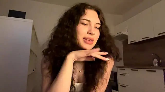 Webkamerová show LisetteGhazvini