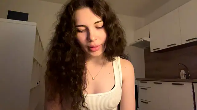 LisetteGhazvini Webcam-Show