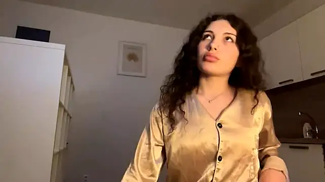 LisetteGhazvini's Live XXX Chat