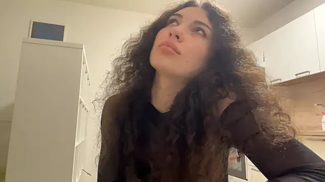 LisetteGhazvini's Live XXX Chat