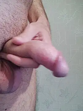 Show modela Yarko777 na web-kameri